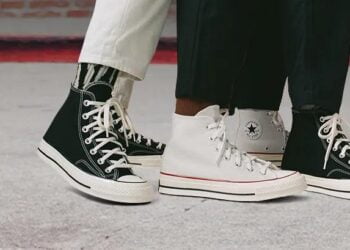 Giày Converse: Biểu tượng thời trang vượt thời gian