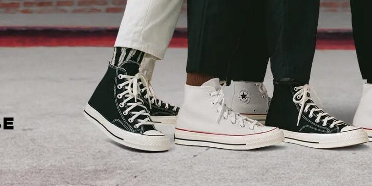 Giày Converse: Biểu tượng thời trang vượt thời gian