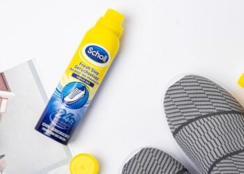 Lưu ý khi xịt khử mùi cho giày cao cấp