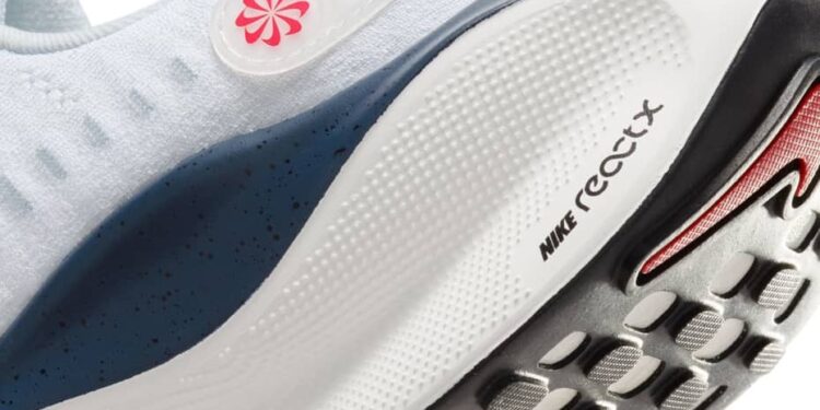Nike ReactX Foam: Bước Đột Phá Trong Công Nghệ Đệm Giày Thể Thao 2025